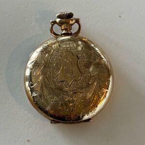1908 Dueber 14 K Double Sided Locket, 17.55 Grams